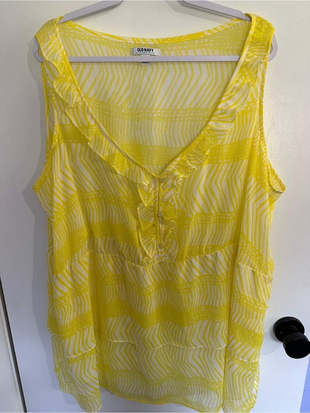 Old Navy Yellow Ruffle-Trim Sleeveless Blouse Size 4X